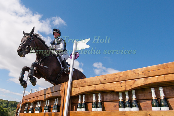 NICOLA WILSON (GBR) RIDING BULANA