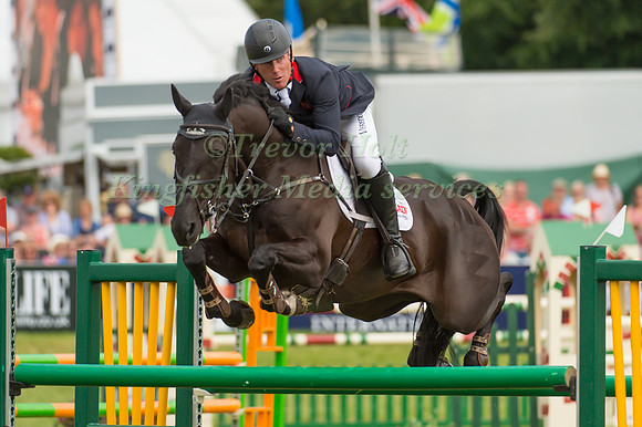 OLIVER TOWNEND (GBR) RIDING CILLNABRADDEN EVO