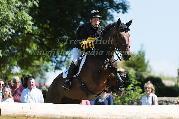 ROBERTO  SCALISI (ITA) RIDING SAMARKAND
