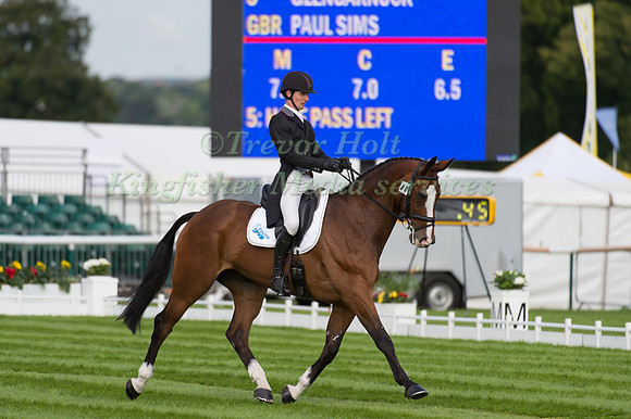 Paul Sims (GBR) and  Glengarnock