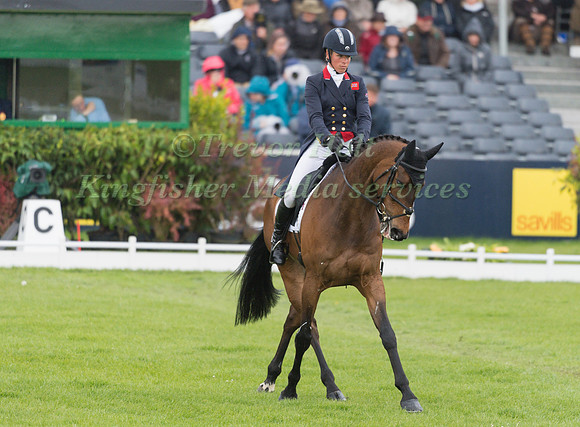 Izzy Taylor (GBR) and  Springpower