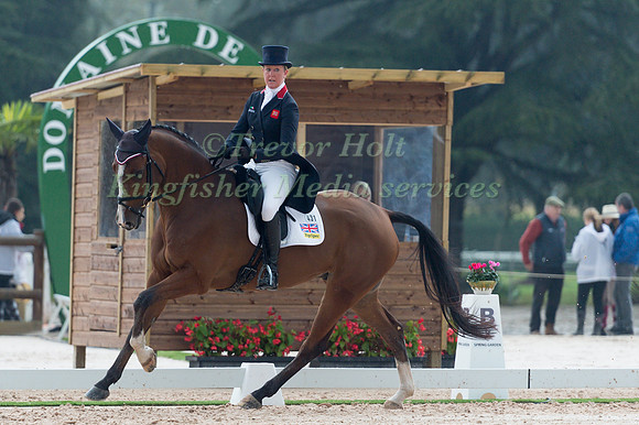 Nicola Wilson (GBR) riding One Two Many