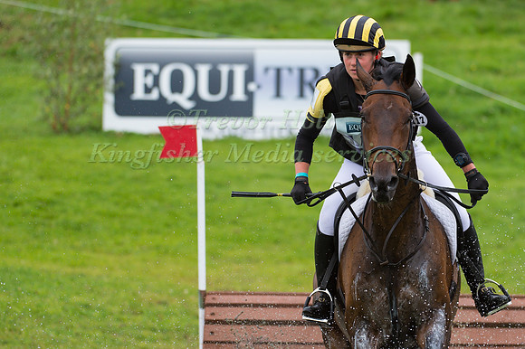 EILIDH-JANE MIDDLETON (GBR) RIDING BALLINTESKIN HERO