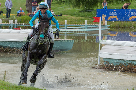 IZZY TAYLOR AND NEWMARKET GLIDER