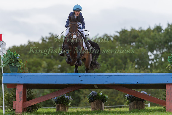 BELLA INNES KER RIDING  COOLROCK COOLEY