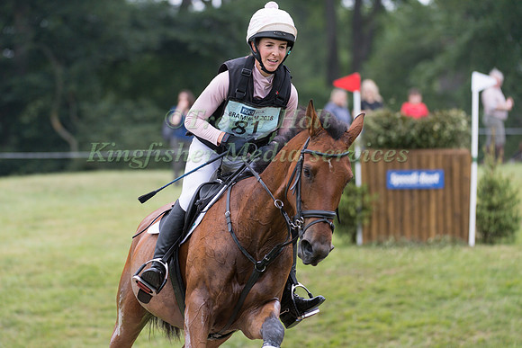 BECKY WOOLVEN (GBR) AND DHI BABETTE K