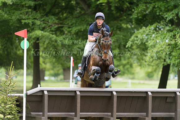 AARON MILLAR (GBR) AND FRIENDSHIP VDL