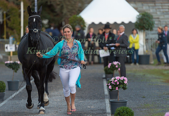 Nana DALTON  (GBR) AND ABSOLUT OPPOSITION