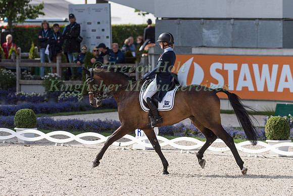 SARA ALGOTSSON OSTHOLT AND CHICUELO