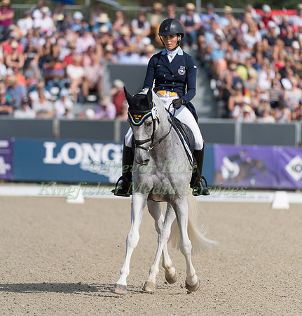 Louise Romeike (SWE) and Waikiki