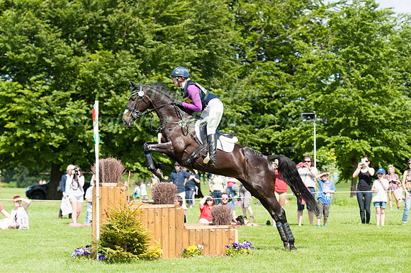 Jolyse Clancey and On Stage II