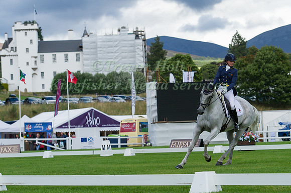 FRANKY REID-WARRILOW (GBR) RIDING WITH LOVE