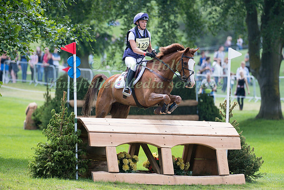 EMILY KING (GBR) AND DARGUN