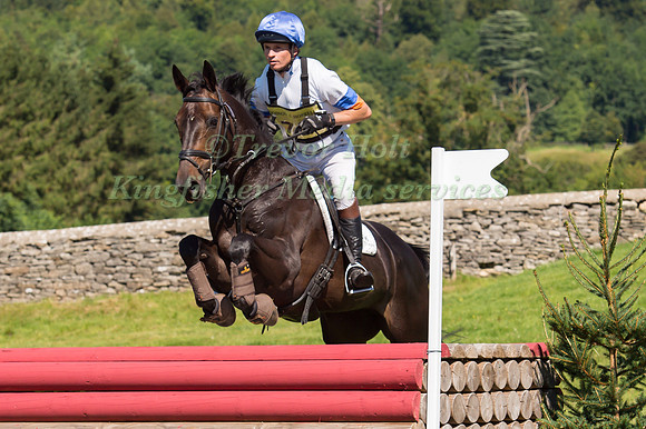 FRANCIS WHITTINGTON (GBR) RIDING EVENTO