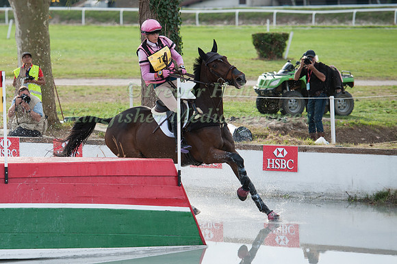 Lucinda Fredericks and Flying Finish