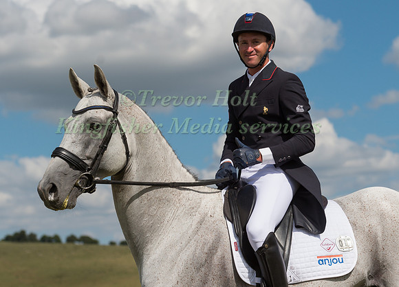 THOMAS  CARLILE (FRA) AND UPSILON