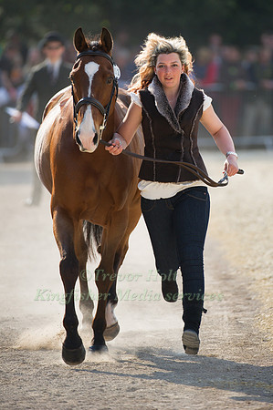 Sarah Sretton and Skip On