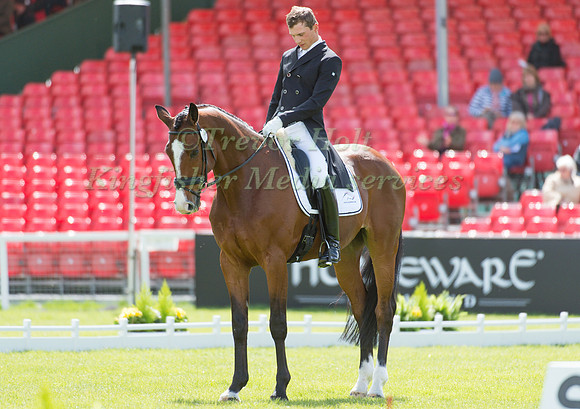 Niklas Bschorer (GER) riding Tom Tom Go 3