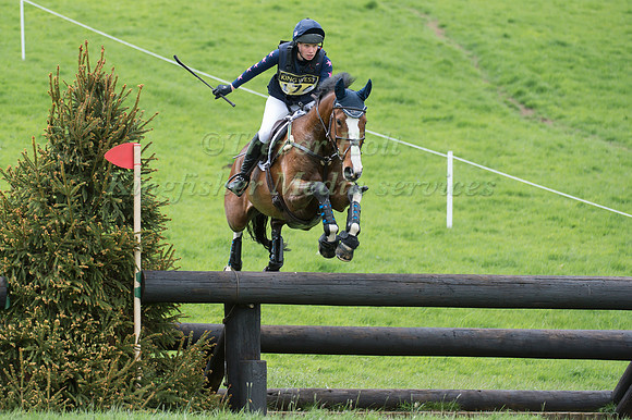 Gina Ruck (GBR) riding Careful Numo