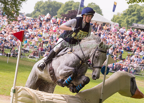 SARAH PICKARD (GBR) AND POLO STRIKER