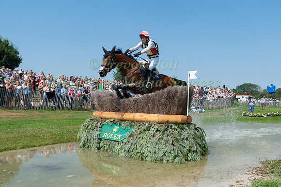 YOSHIAKI OIWA (JPN) AND CALLE 44