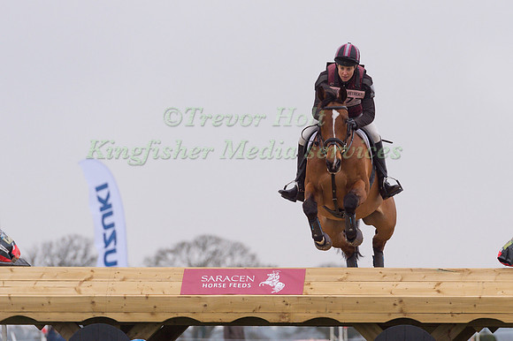 SARAH BULLIMORE  RIDING VALENTINO V