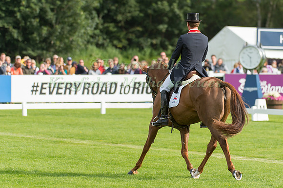 Oliver Townend of Great Britain riding Fenyas Elegance