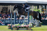 BECKY WOOLVEN (GBR) AND CHARLTON DOWN RIVERDANCE