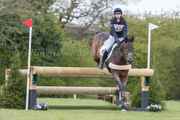 LIZZIE BAUGH (GBR) AND QUARRY MAN