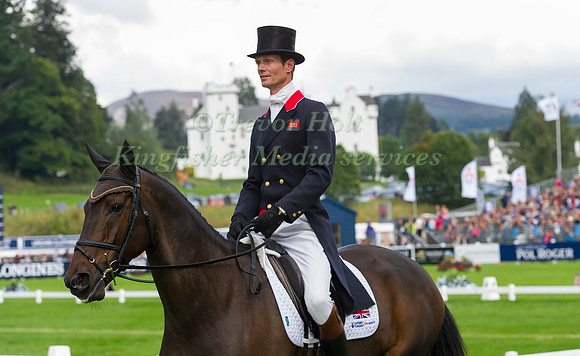 William Fox-Pitt of Great Britain riding Bay My Hero
