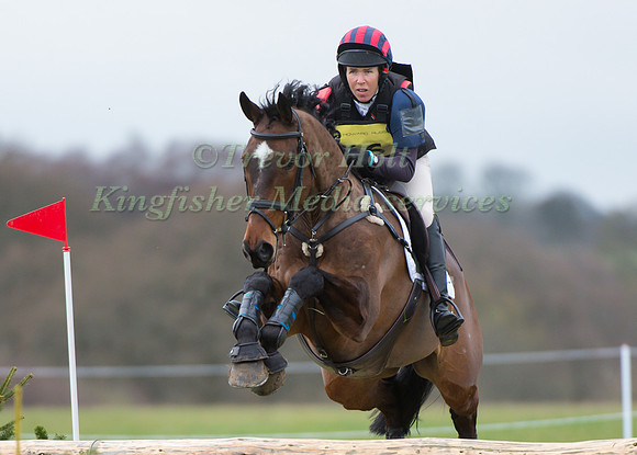 Emily Gilruth riding Bay Carrick Road