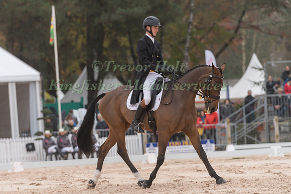 TOM JACKSON (GBR) AND CARPA DU BUISSON Z
