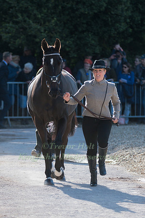 NANA DALTON (GBR) AND  ABSOLUT OPPOSITION †