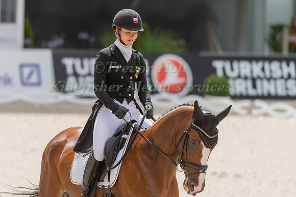 JULIA KRAJEWSKI AND AMANDE DE B'NEVILLE