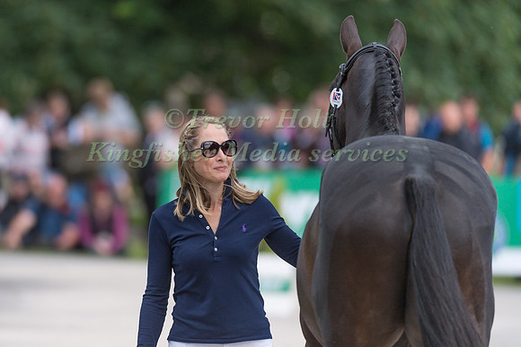 SARA SQUIRES (GBR) AND SULA BLUE AT THE EQUI-TREK CCI *** FINAL HORSE INSPECTION OF THE 2017 BRAMHAM INTERNATIONAL HORSE TRIALS