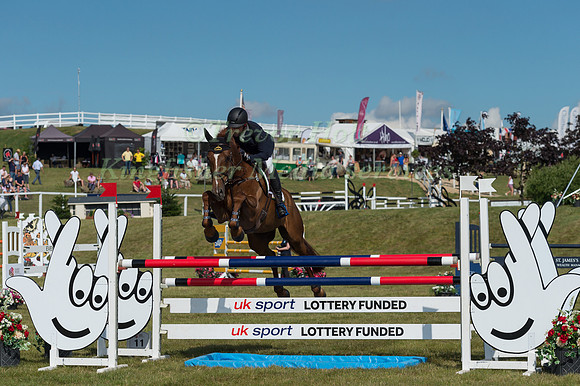 CARLOS  PARRO (BRA) AND MAESMAWR FOX-3