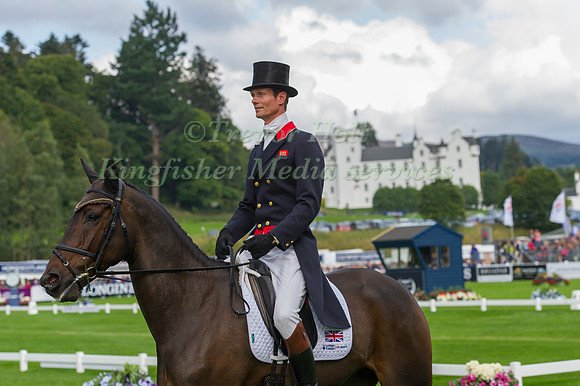 William Fox-Pitt of Great Britain riding Bay My Hero