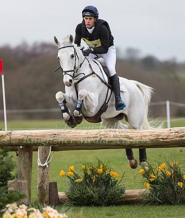 Wills Oakden riding Merikano