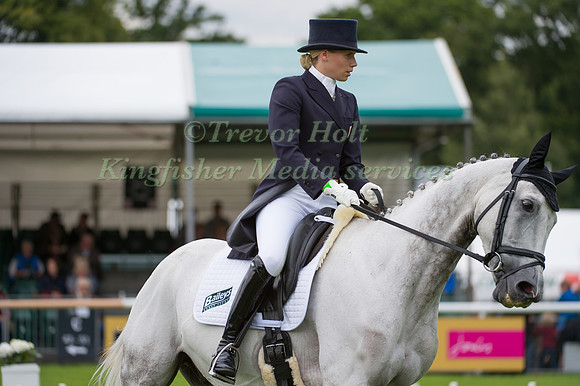 Gina Ruck (GBR) and  Rehy Too