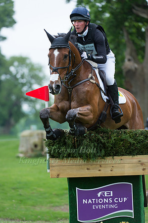 Oliver Townend riding Dromgurrihy Blue