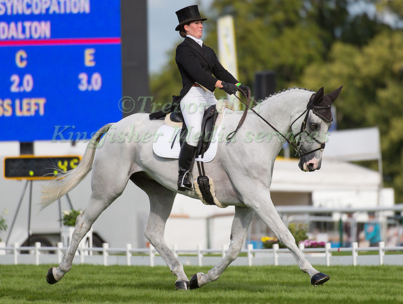 Nana Dalton riding Elite Syncopation