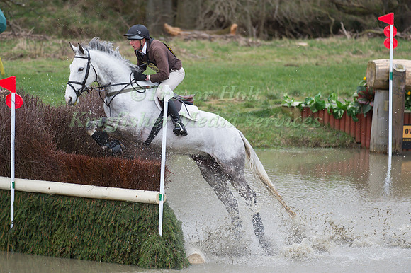 Richard P Jones riding Alfies Clover