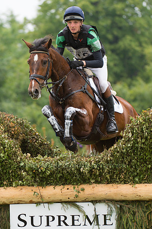 Tom Jackson (GBR) riding Waltham Fiddlers Find