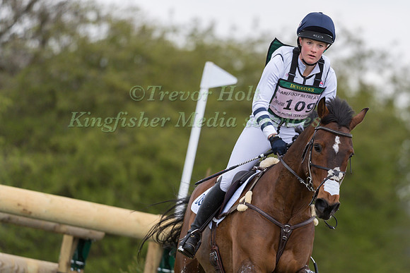 BUBBY UPTON (GBR) AND CANNAVARO