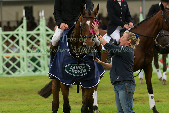 Head Girl Jackie Potts  gives Parklane Hawk a wipe down