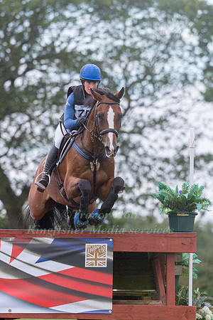 LEXI SCOVIL RIDING  CHICO'S MAN VDF Z