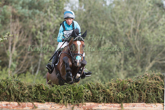 IZZY TAYLOR RIDING  HARTACKER