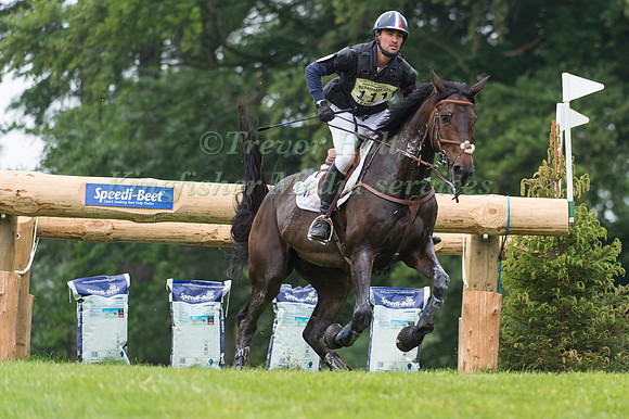 Lemiere  Francois (FRA) riding Ogustin Du Terroir