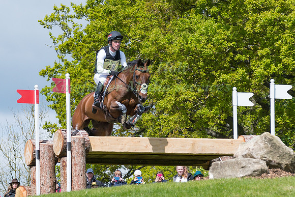 Joseph Murphy (IRL) and  Sportsfield Othello