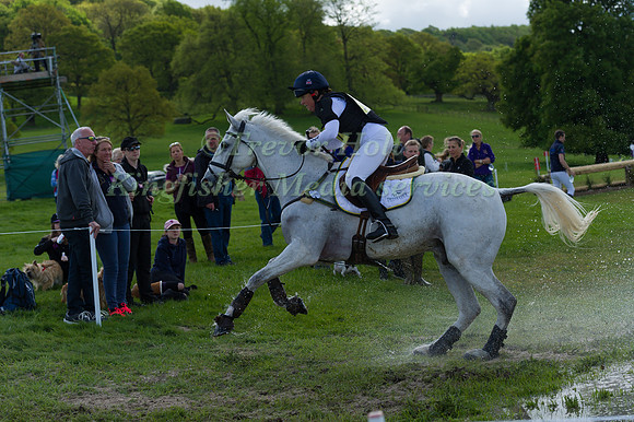 PIPPA FUNNELL (GBR) RIDING  BILLY THE BIZ COMPETING IN THE CROSS COUNTRY PHASE OF THE  CIC THREE STAR COMPETITION AT THE  2017 DODSON AND HORRELL CHATSWORTH INTERNATIONAL HORSE TRIAL.